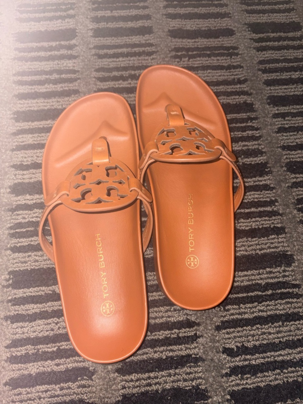 Tory Burch Miller Cloud sandals - Picture 2 of 14